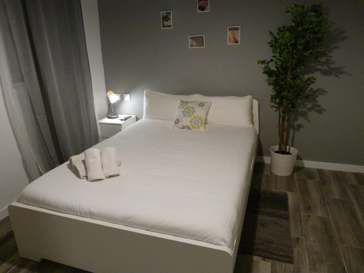 Apartament Intimo Y Acogedor "Algunos" Con Banera Hidromasaje Walencja Zewnętrze zdjęcie